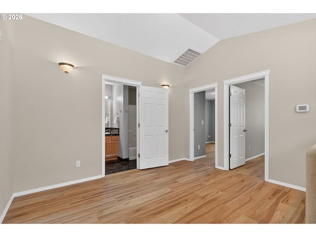 12619 Se FOSTER Rd, Portland, OR 97236