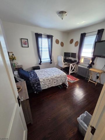 68 Ball St, Irvington Twp., NJ 07111