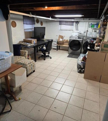 68 Ball St, Irvington Twp., NJ 07111