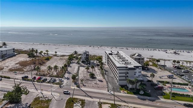 2096 ESTERO BLVD, Fort Myers Beach, FL 33931