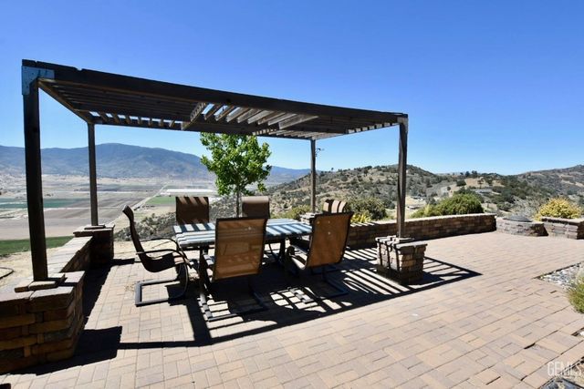 22730 Shenadoah, Tehachapi, CA 93561