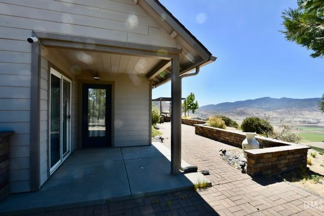 22730 Shenadoah, Tehachapi, CA 93561