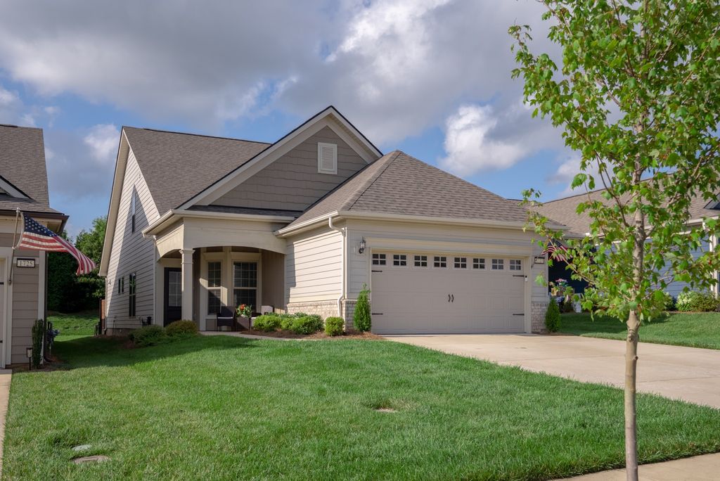 1727 Humphreys Gln, Spring Hill, TN 37174