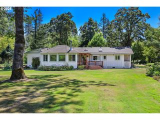 88885 CONRAD Rd, Veneta, OR 97487