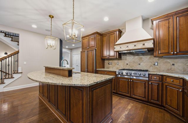 5731 Salem Drive, Westerville, OH 43082