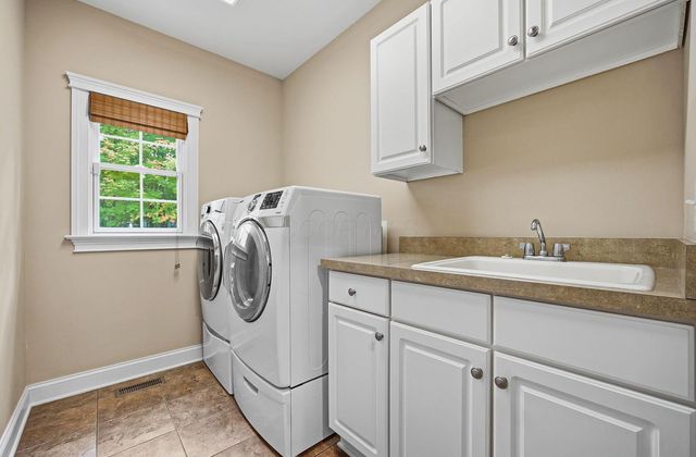 5731 Salem Drive, Westerville, OH 43082