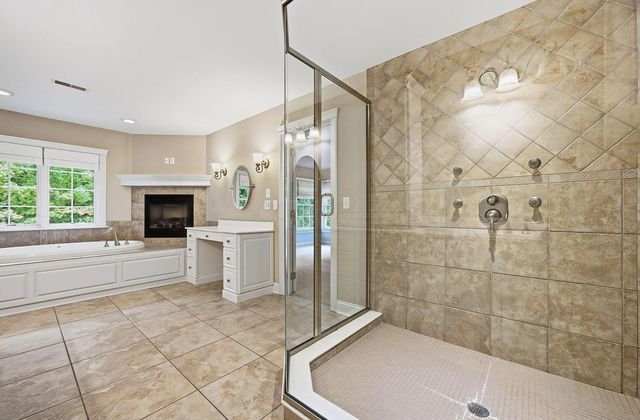 5731 Salem Drive, Westerville, OH 43082