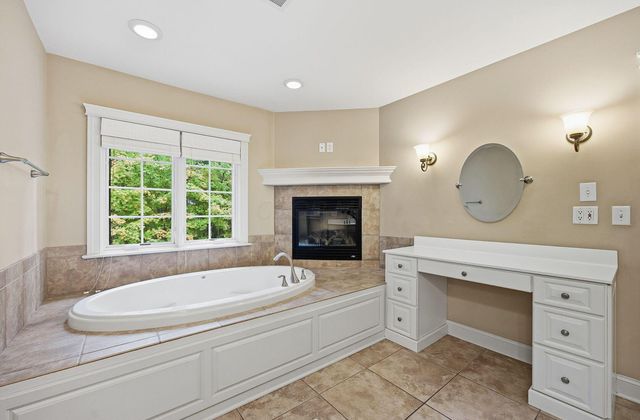 5731 Salem Drive, Westerville, OH 43082