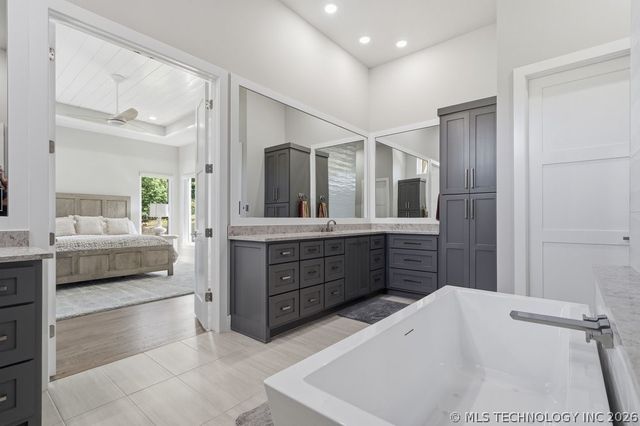 10715 S Nandina Court, Jenks, OK 74037