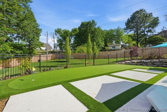10715 S Nandina Court, Jenks, OK 74037