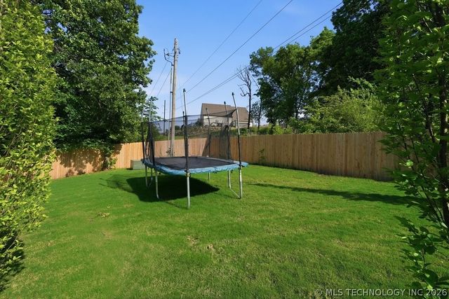 10715 S Nandina Court, Jenks, OK 74037