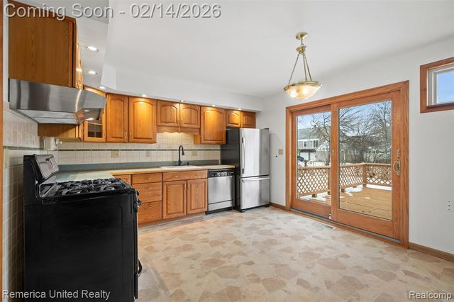 23316 Cranbrooke Drive, Novi, MI 48375