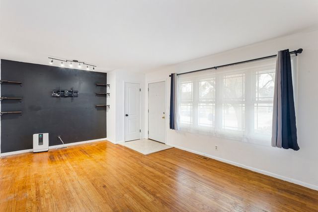 19 La Salle Drive, Decatur, IL 62521