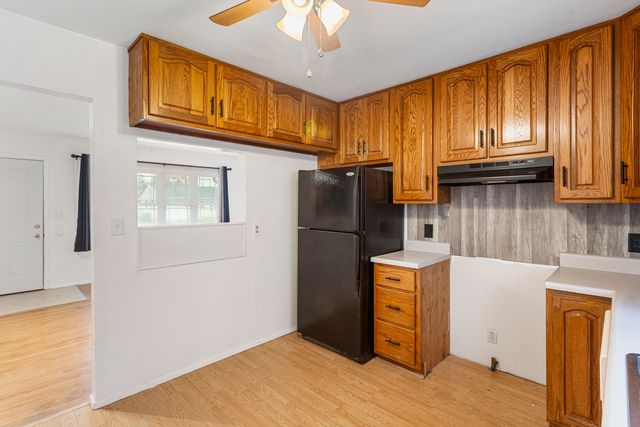 19 La Salle Drive, Decatur, IL 62521