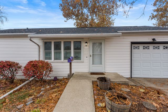 19 La Salle Drive, Decatur, IL 62521