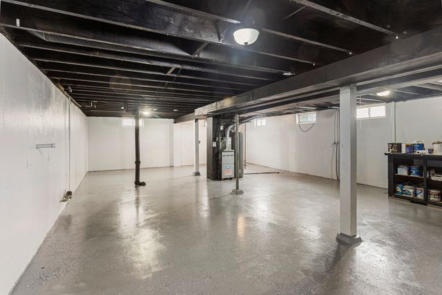 19 La Salle Drive, Decatur, IL 62521