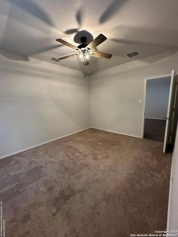 257 Middle Green, Floresville, TX 78114