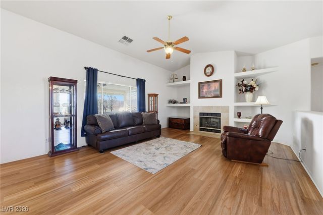 1351 West Hickory Street, Pahrump, NV 89048