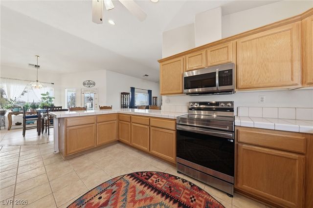 1351 West Hickory Street, Pahrump, NV 89048