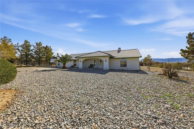 1351 West Hickory Street, Pahrump, NV 89048