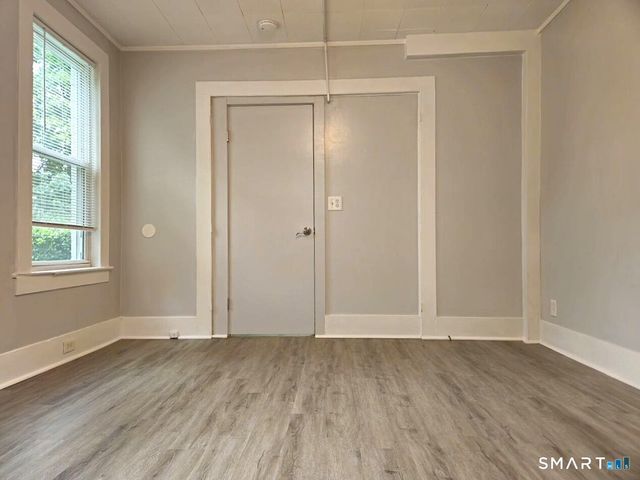 68 Hungerford Alley, Bristol, CT 06010