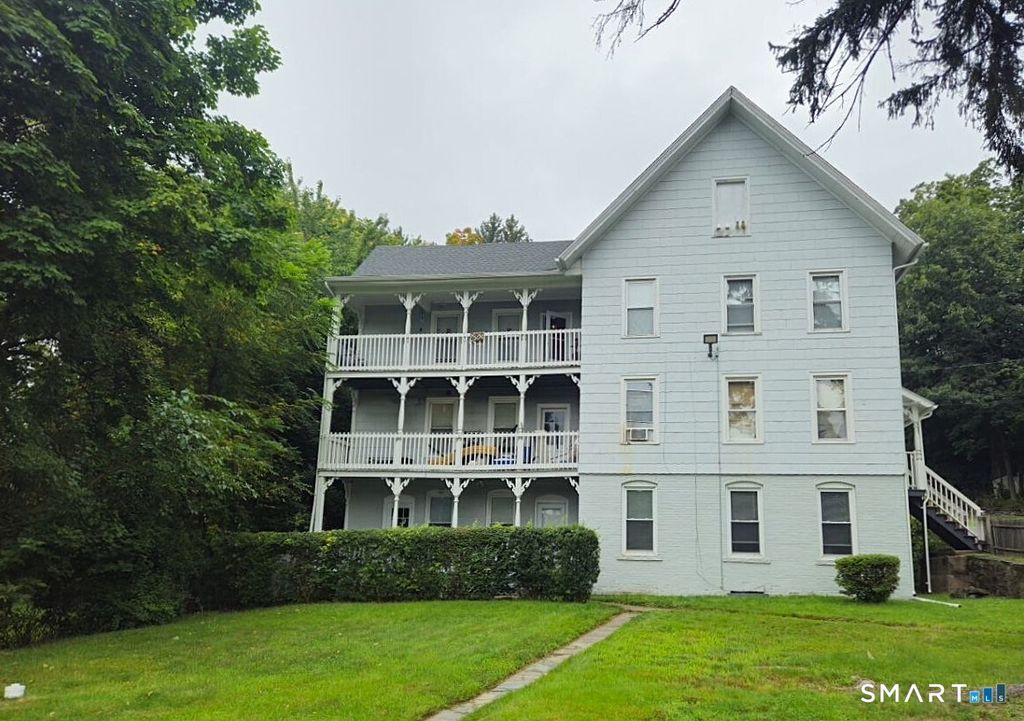68 Hungerford Alley, Bristol, CT 06010