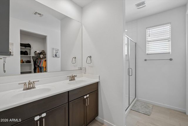 5547 W RAINWATER Drive, Laveen, AZ 85339