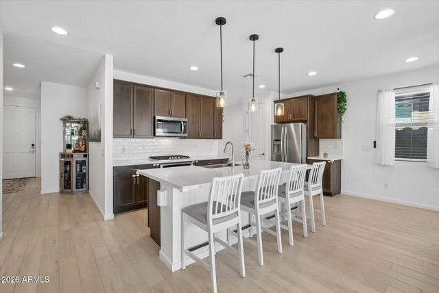 5547 W RAINWATER Drive, Laveen, AZ 85339