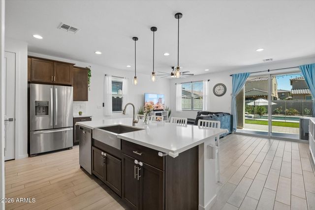 5547 W RAINWATER Drive, Laveen, AZ 85339