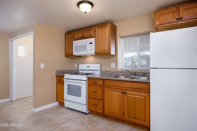 2501 W BELMONT Avenue 1, Phoenix, AZ 85051