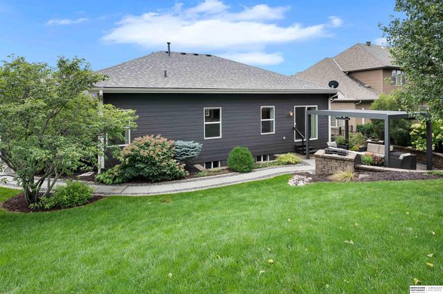 19912 Maple Street, Gretna, NE 68068