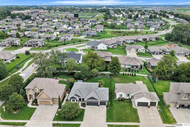 19912 Maple Street, Gretna, NE 68068