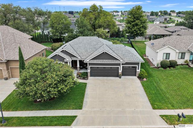 19912 Maple Street, Gretna, NE 68068