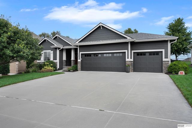 19912 Maple Street, Gretna, NE 68068