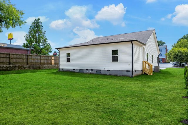 1438 N Smith Street, Chattanooga, TN 37412