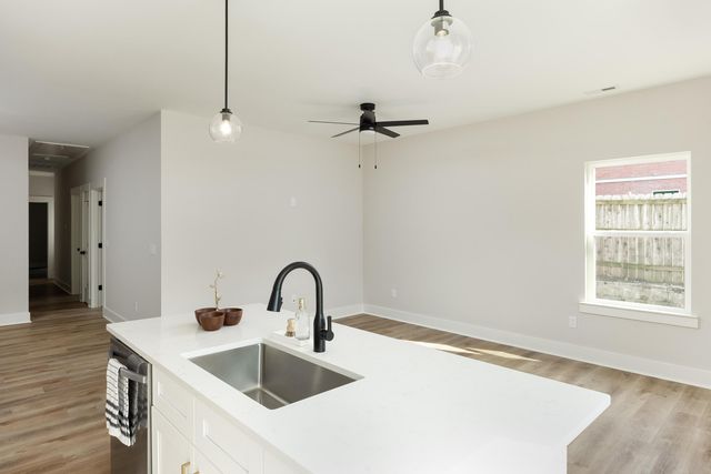 1438 N Smith Street, Chattanooga, TN 37412