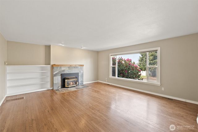 126 W 14th Street, Port Angeles, WA 98362