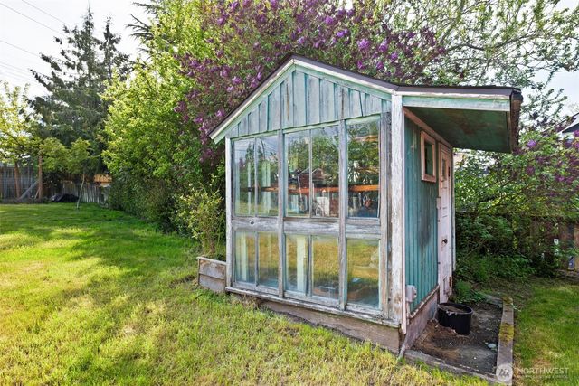 126 W 14th Street, Port Angeles, WA 98362