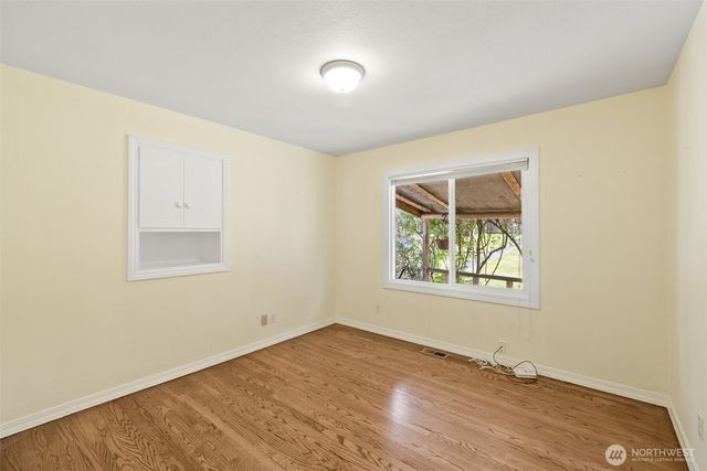 126 W 14th Street, Port Angeles, WA 98362