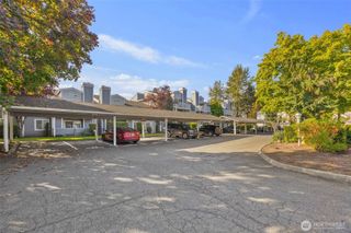 22831 30th Avenue S #304, Des Moines, WA 98198