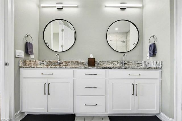 355 Spring Hill Lake LOOP, Cape Coral, FL 33993