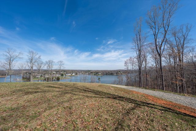 Tract C Cliffs DR, Union Hall, VA 24176