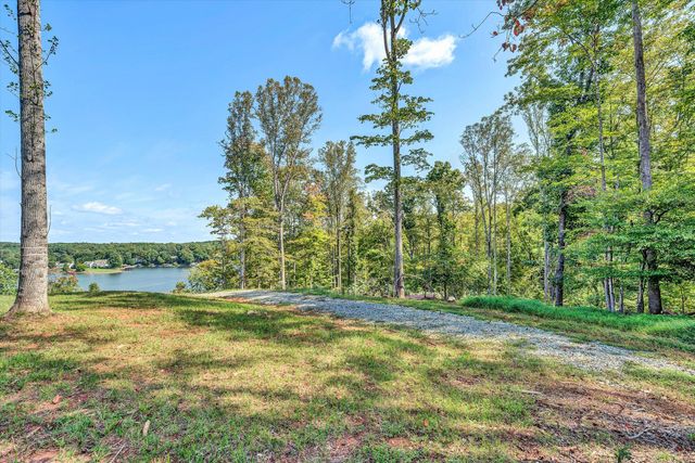 Tract C Cliffs DR, Union Hall, VA 24176