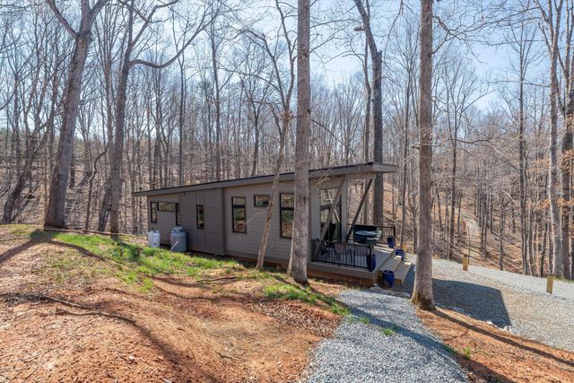 Tract C Cliffs DR, Union Hall, VA 24176