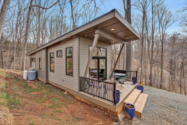 Tract C Cliffs DR, Union Hall, VA 24176