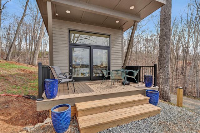 Tract C Cliffs DR, Union Hall, VA 24176