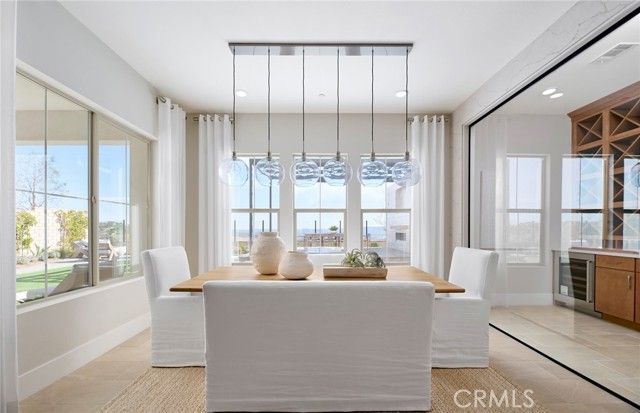 21162 Poema Place, Chatsworth (los Angeles), CA 91311