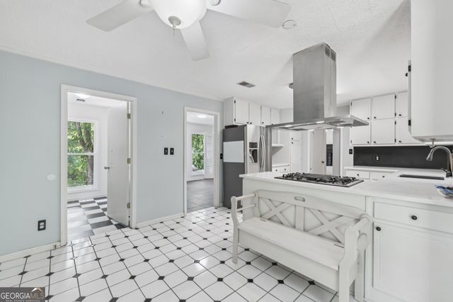 80 Oak Leaf Drive, Stockbridge, GA 30281