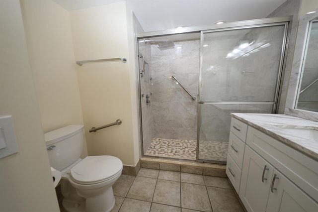 10187 Mangrove Drive 104, Boynton Beach, FL 33437