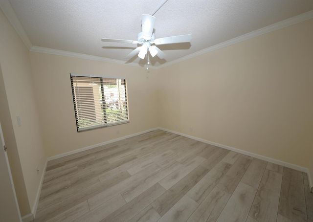 10187 Mangrove Drive 104, Boynton Beach, FL 33437